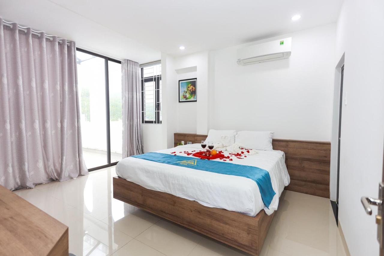 Hoc Huong Hotel Куїнон Екстер'єр фото