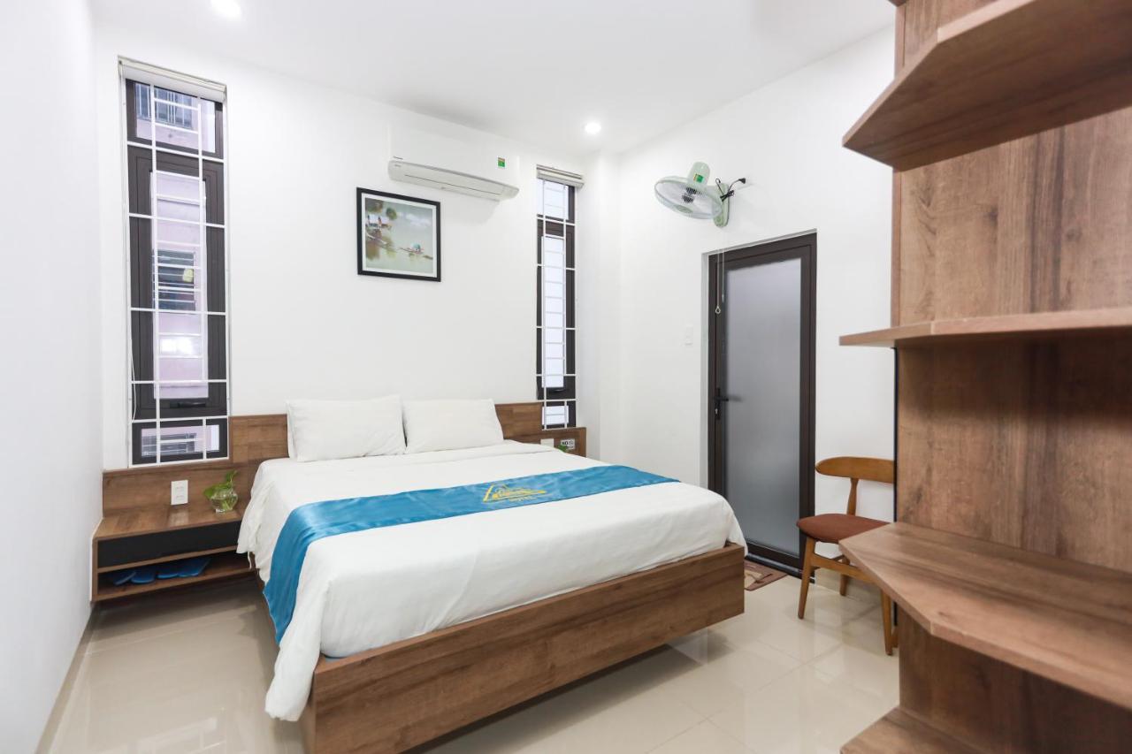 Hoc Huong Hotel Куїнон Екстер'єр фото