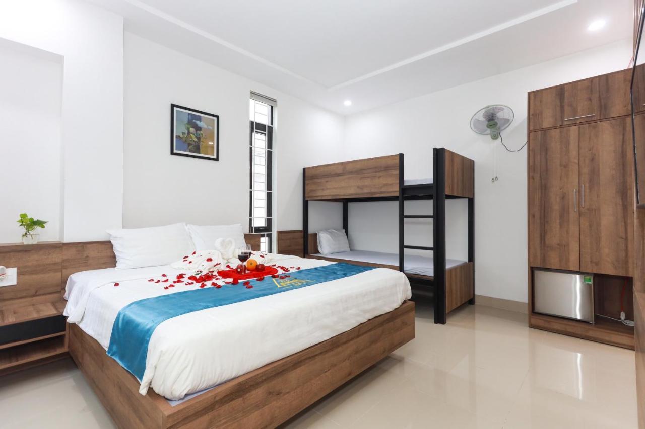 Hoc Huong Hotel Куїнон Екстер'єр фото