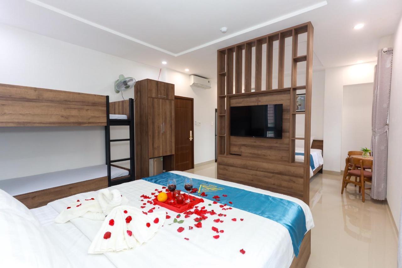 Hoc Huong Hotel Куїнон Екстер'єр фото