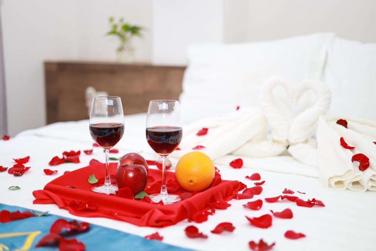 Hoc Huong Hotel Куїнон Екстер'єр фото