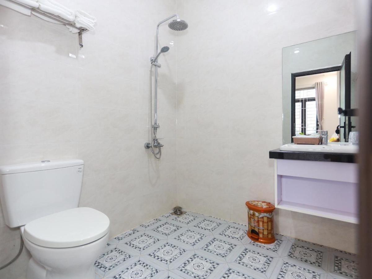 Hoc Huong Hotel Куїнон Екстер'єр фото