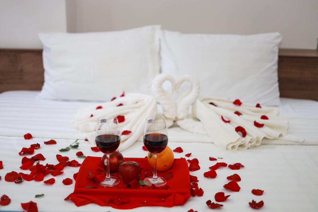 Hoc Huong Hotel Куїнон Екстер'єр фото