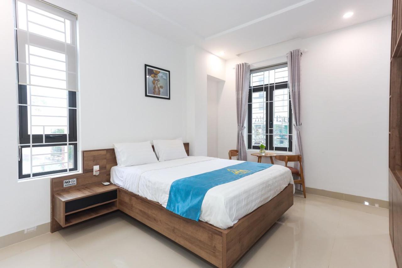 Hoc Huong Hotel Куїнон Екстер'єр фото
